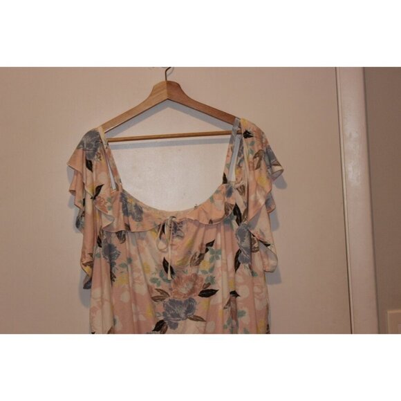 Torrid Super Soft Knits Floral Womens top Size 5 - Picture 4 of 7